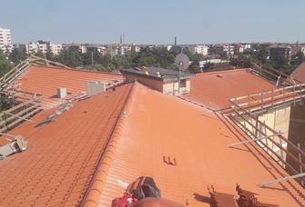 Rifacimento 1000 Mq di tetto condominiale 